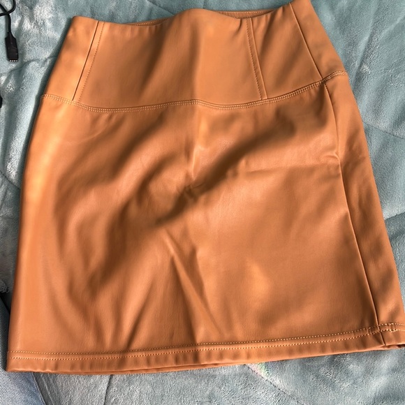 Leather skirt - Picture 1 of 1